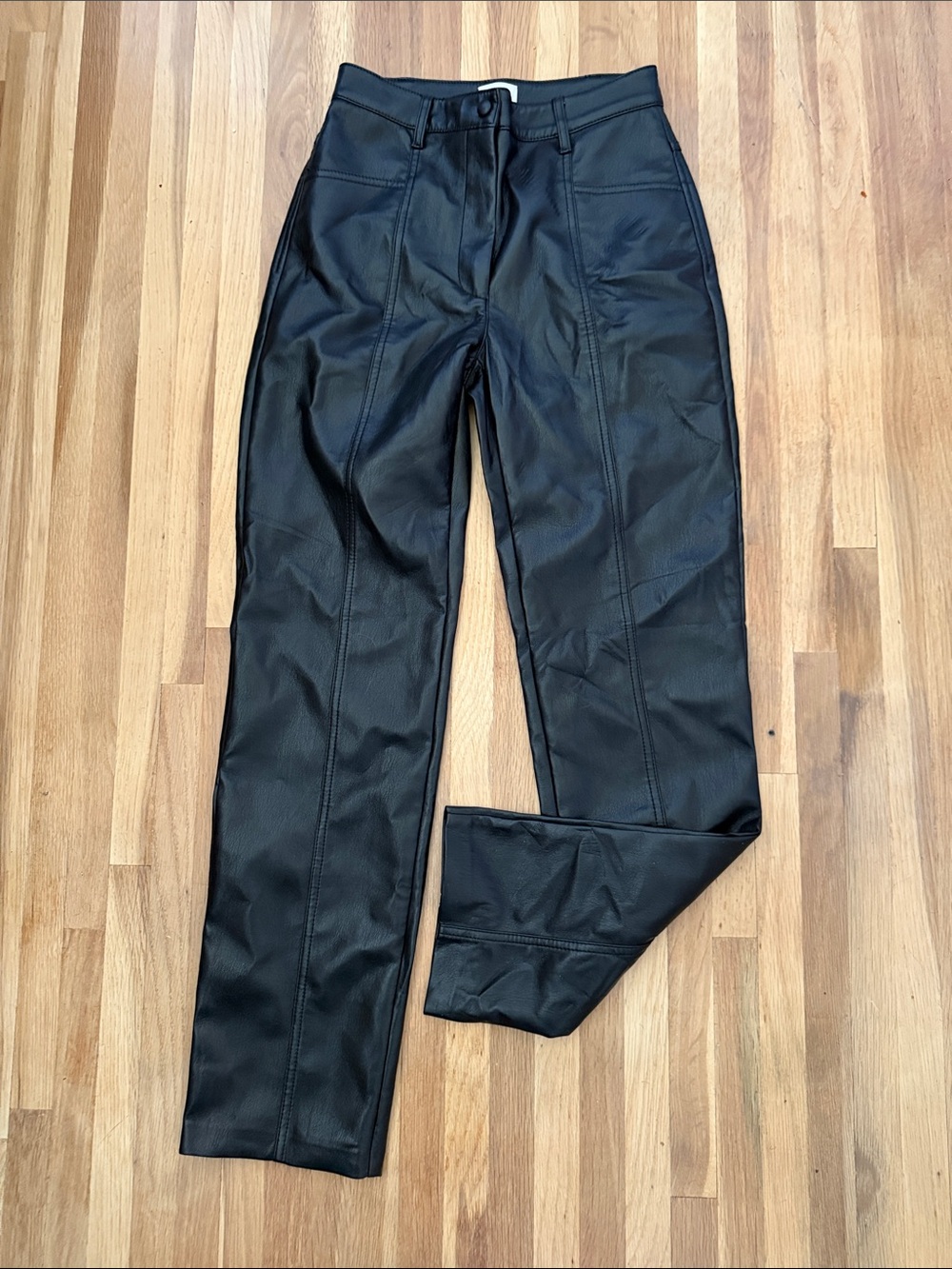 Aritzia Wilfred Soft Faux Leather Straight Leg Pants Fall Trendy Chic